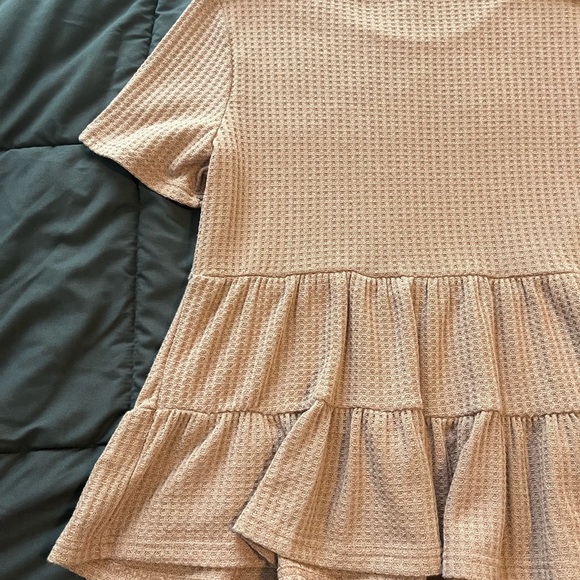 Women's Tan Short Sleeve Ruffle Top - Picture 6 of 8
